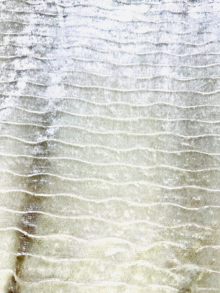 White Velvet Wave