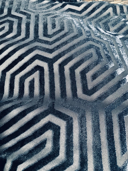 Velvet Maze