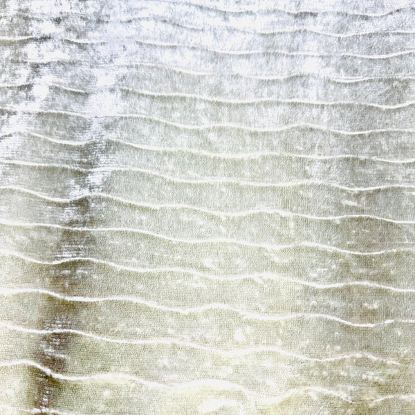 White Velvet Wave