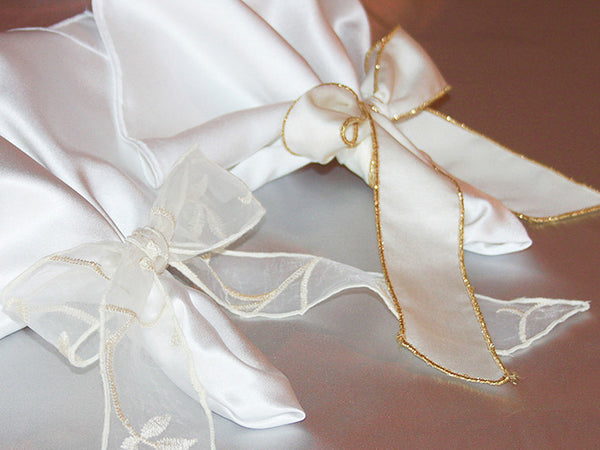 Embroidered Sheer Napkin Tie with Trim